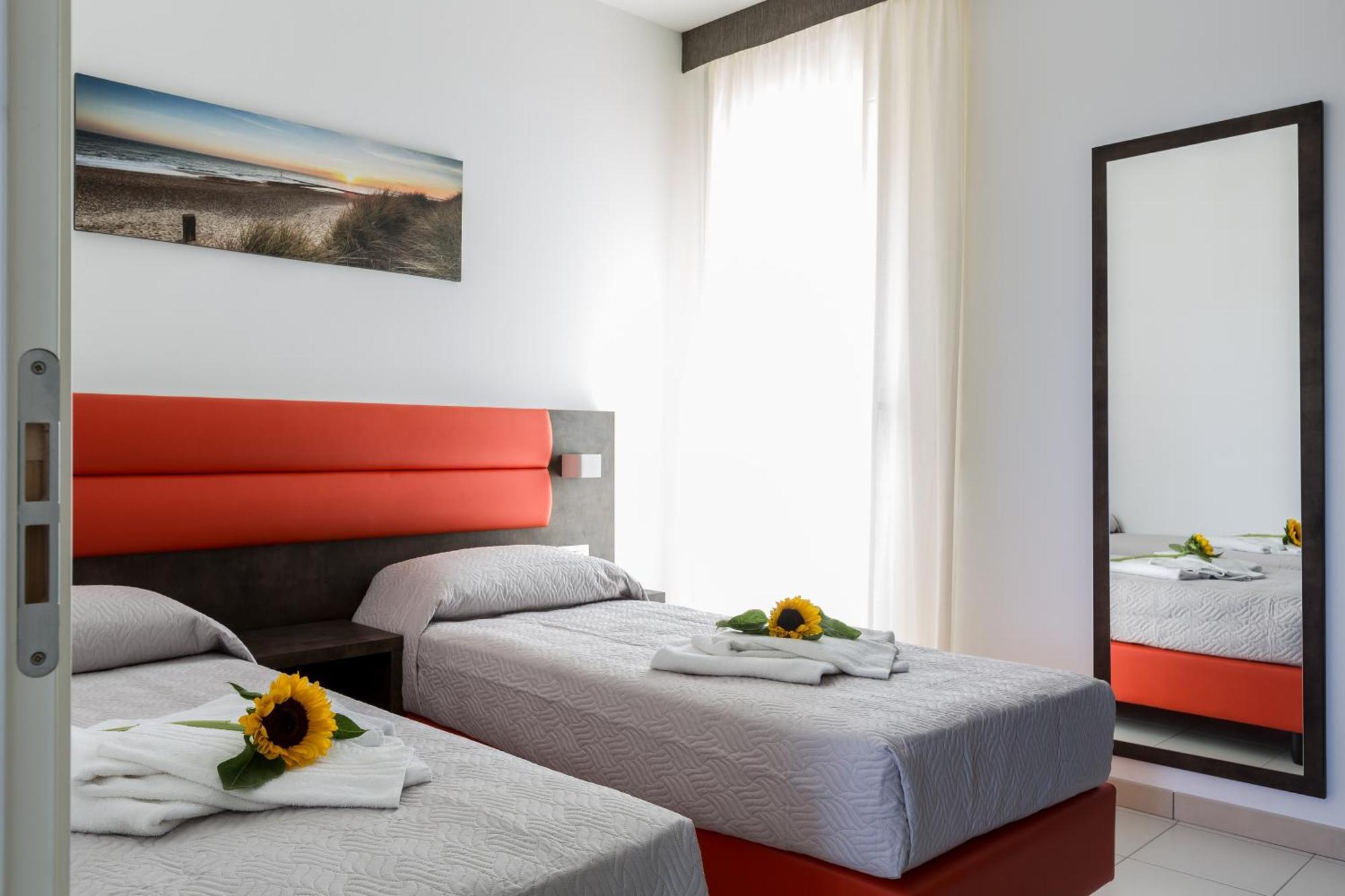 Residenza Riva Azzurra Lejlighedshotel Rimini Eksteriør billede