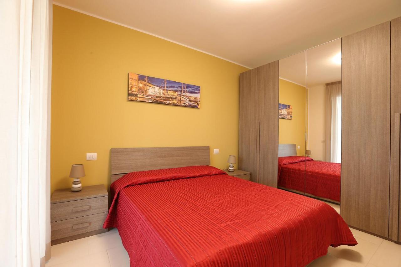 Residenza Riva Azzurra Lejlighedshotel Rimini Værelse billede